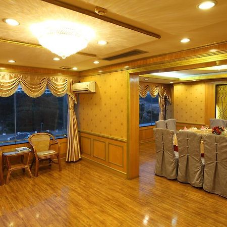 Donghai Grand Hotel Qingdao Eksteriør bilde